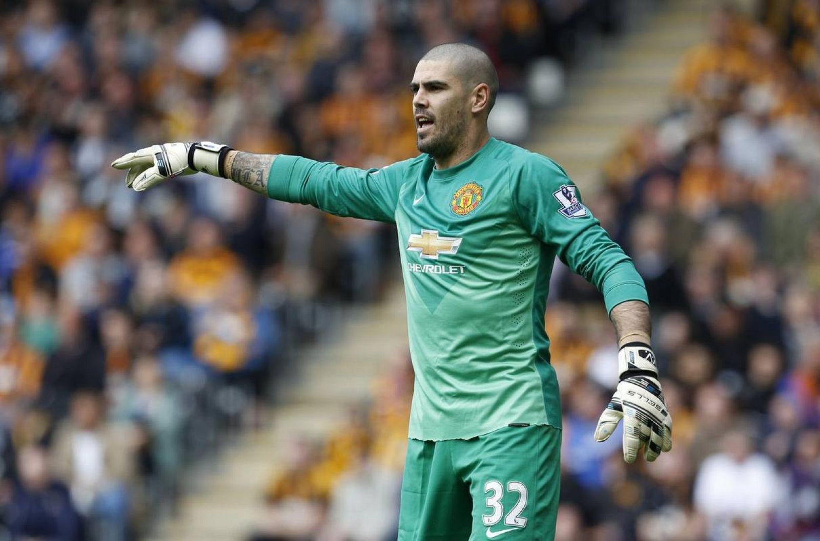 Victor Valdés, con la camiseta del Manchester United.