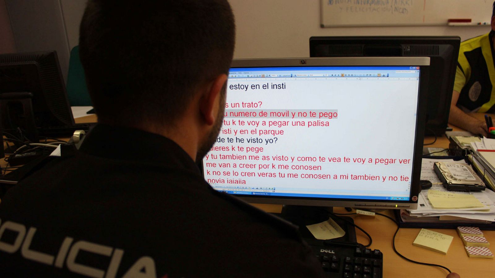 Fotografía facilitada por la Policía Nacional sobre el trabajo en operaciones contra pornografía infantil