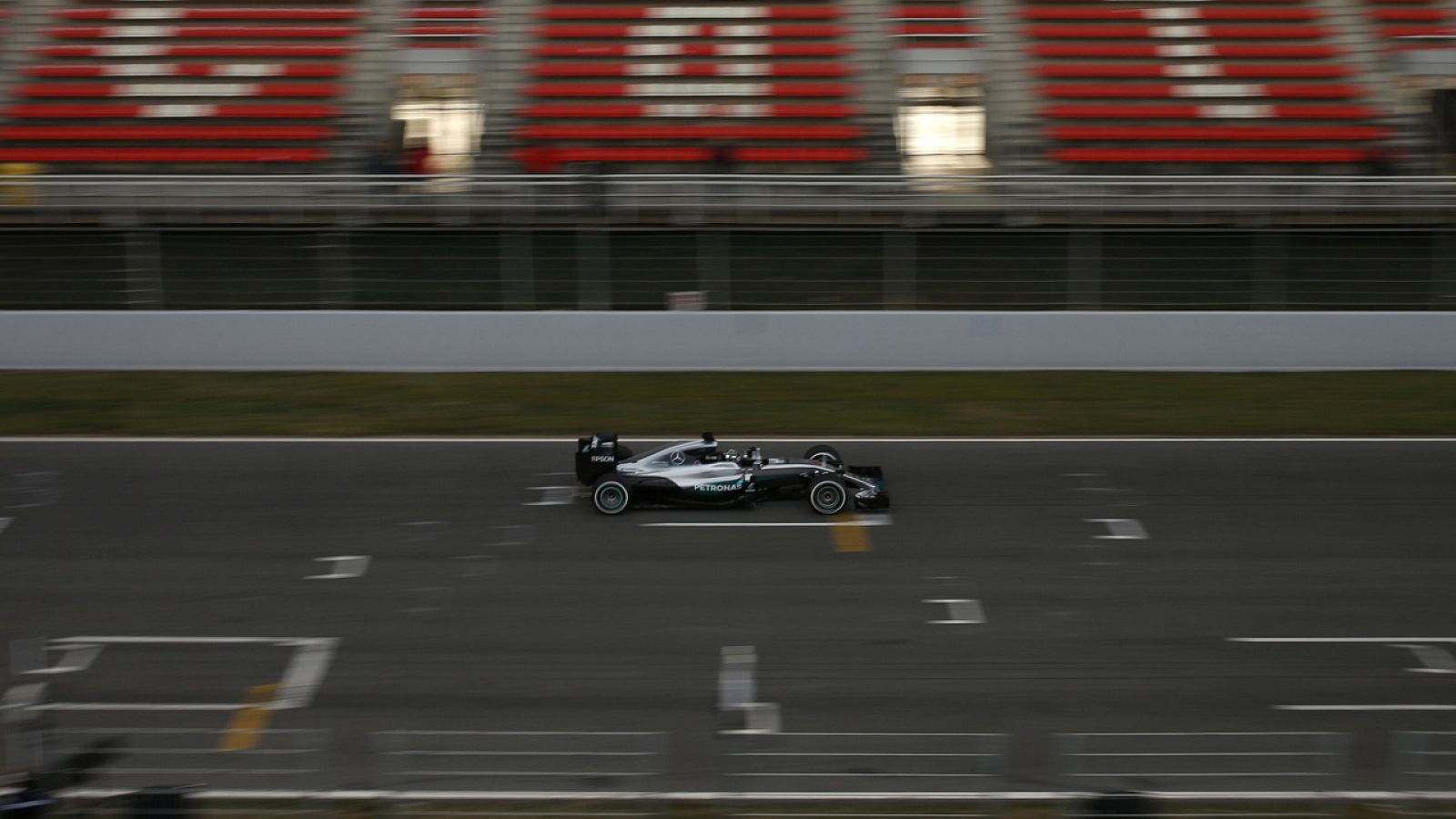 Rosberg (Mercedes), en los entrenamientos de Montmeló