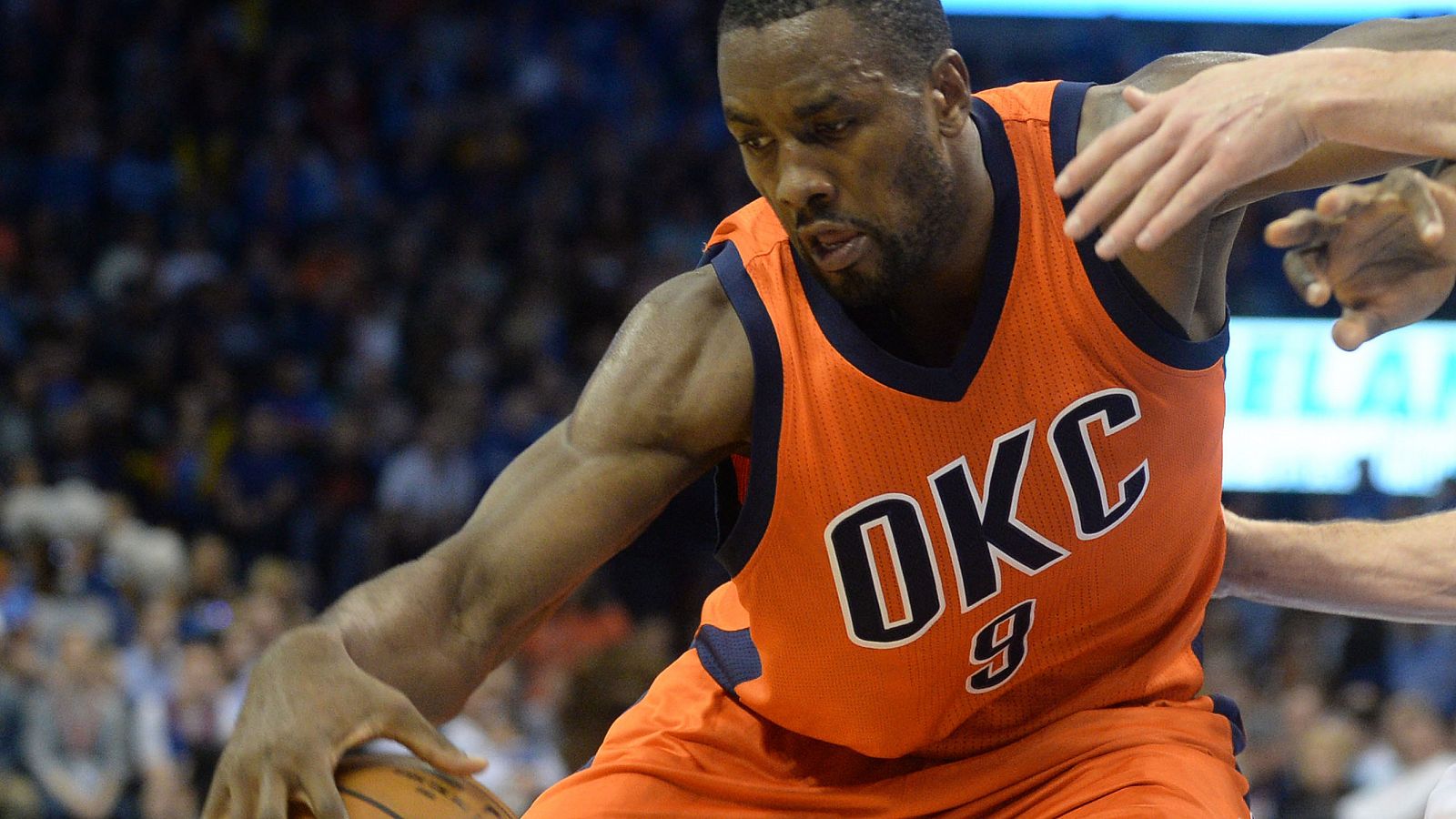 Serge Ibaka metió 15 puntos y capturó cinco rebotes.