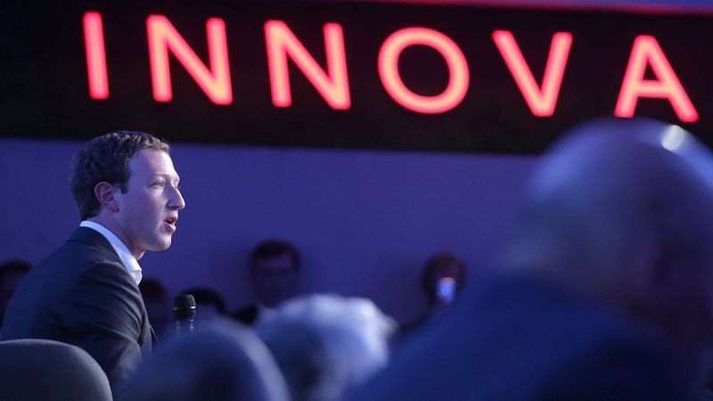 El fundador de Facebook, Mark Zuckerberg, en Berlín (Alemania).