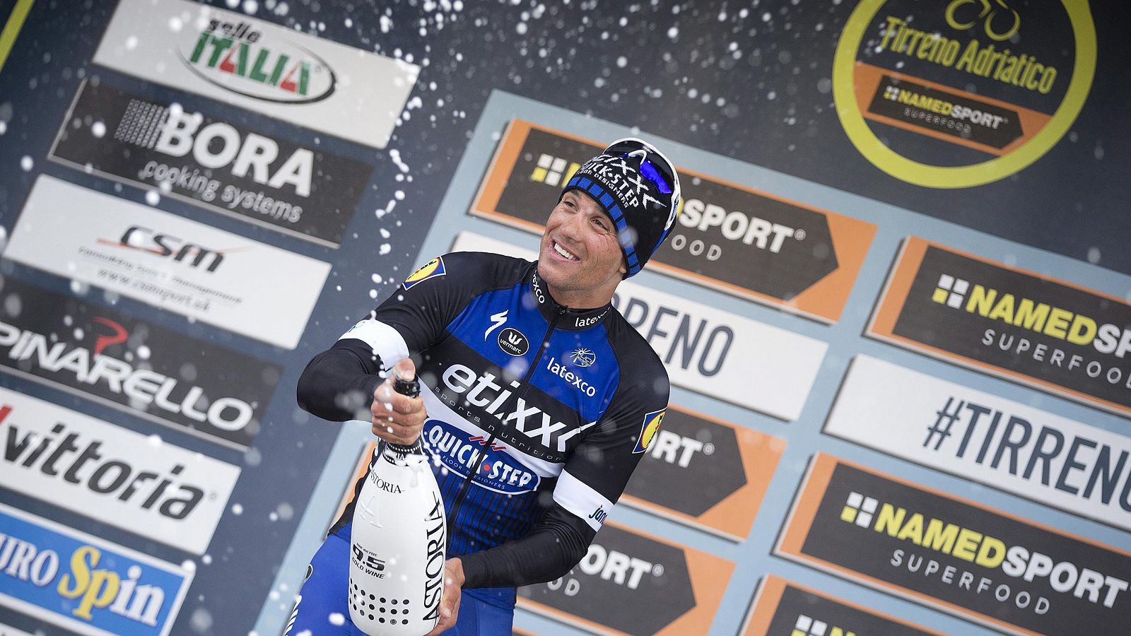 El checo Zdnek Stybar sigue líder de la Tirreno-Adriático