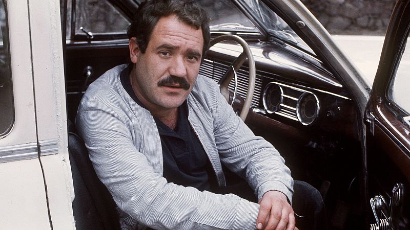 El actor Paco Algora en el rodaje de la película Tiempos de Constitución (1978), comedia del director Rafael Gordon.