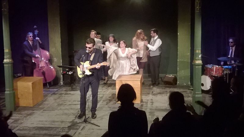 'El día que Chéjov bailó con Elvis', en el Teatro Lara de Madrid