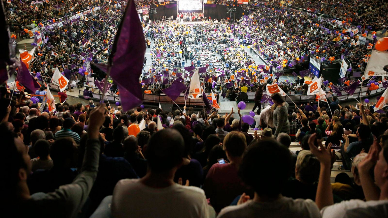 Acto de cierre de campaña de Compromís y Podemos en Valencia, el pasado 18 de diciembre.