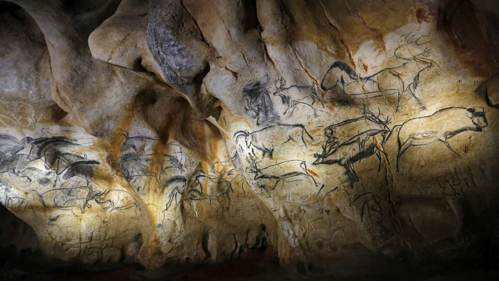 Las pinturas rupestres de la cueva Chauvet-Pont d'Arc se encuentran en el sur de Francia.