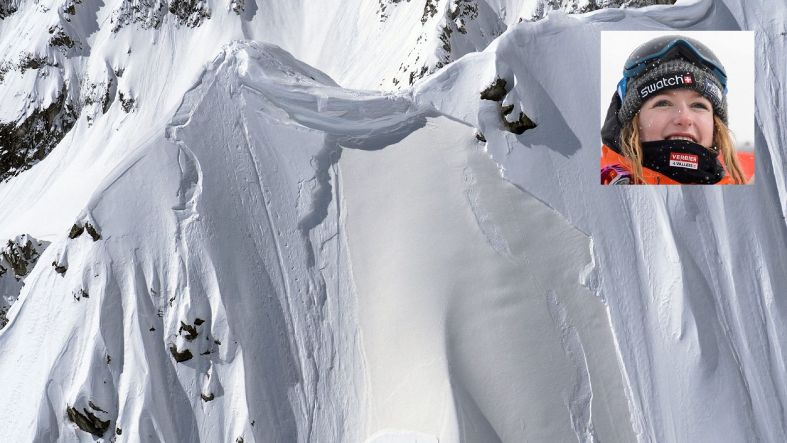 Imagen facilitada por la policía del cantón de Valais de la avalancha en Orsieres (Alpes suizos) en la que ha fallecido Estelle Balet. En un recuadro, la campeona de snowboard extremo en una imagen reciente.