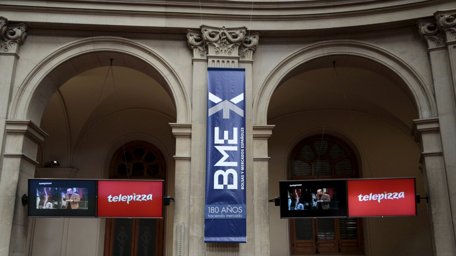 El logo de Telepizza en la Bolsa de Madrid