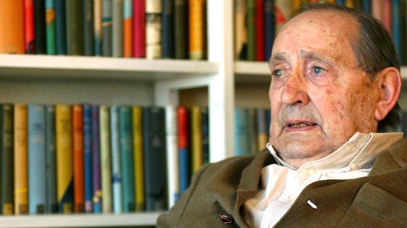 El escritor y académico vallisoletano en una imagen de 2002.