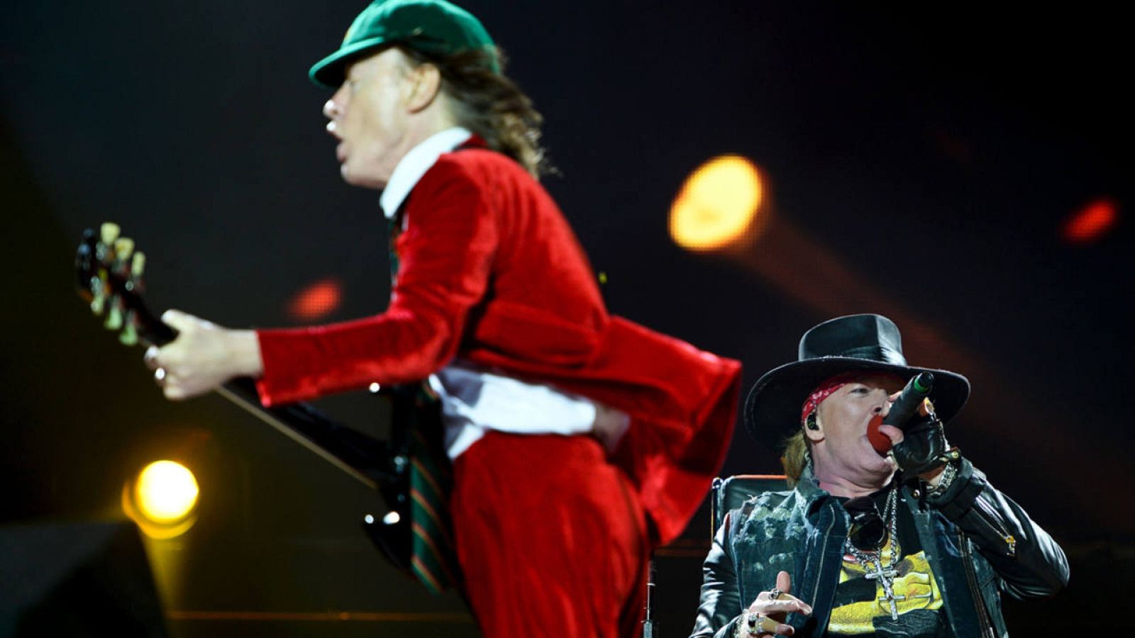 Axl Rose en AC/DC y otros polémicos cambios de cantante - RTVE.es