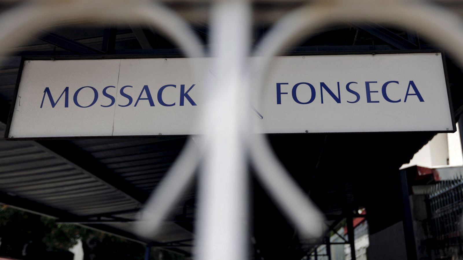 Anuncio del bufete panameño Mossack Fonseca