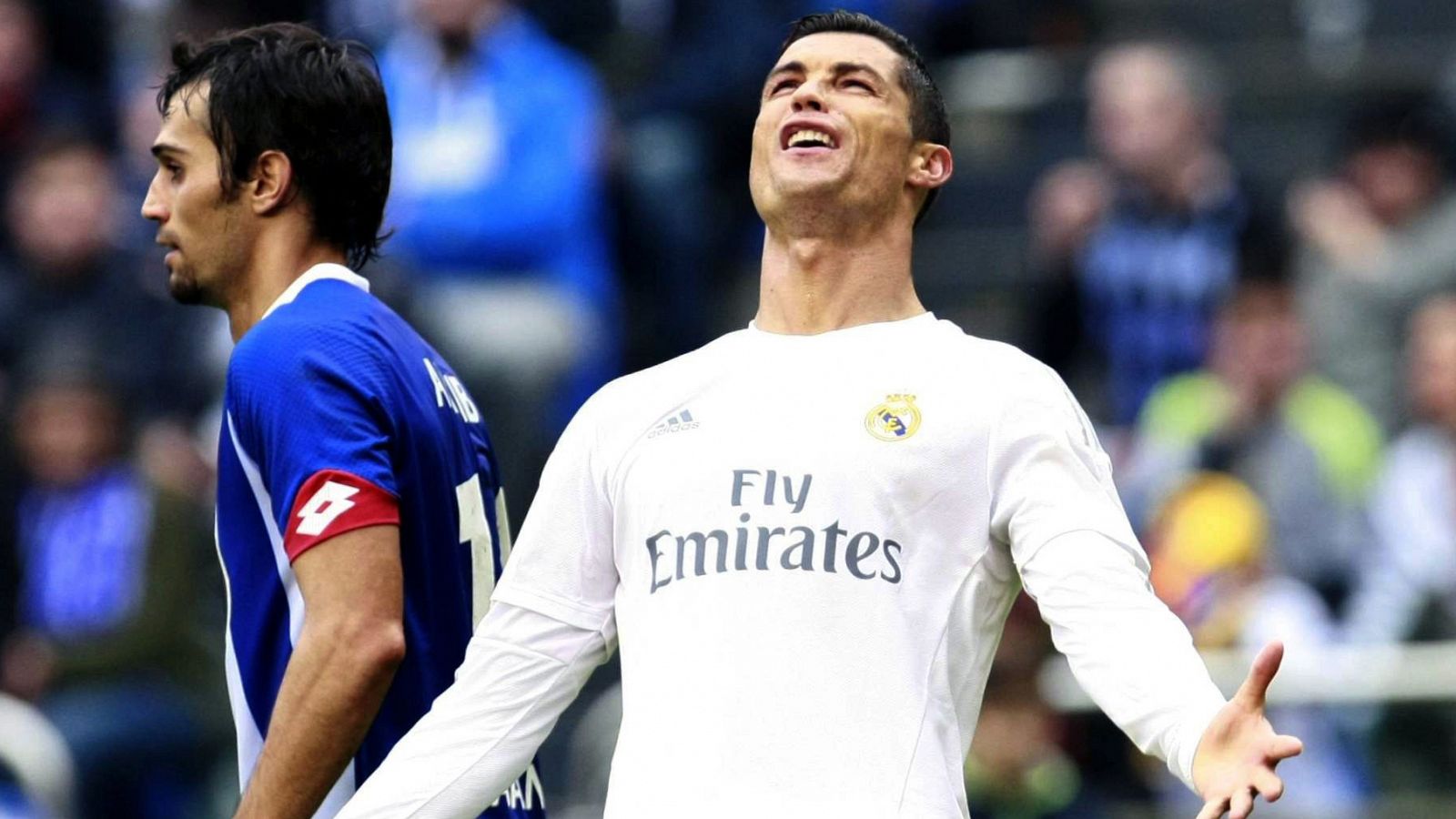 Cristiano Ronaldo se lamenta ante el Deportivo