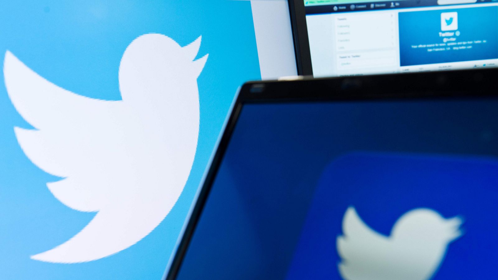 Twitter sigue adoptando medidas para luchar contra el estancamiento de usuarios.