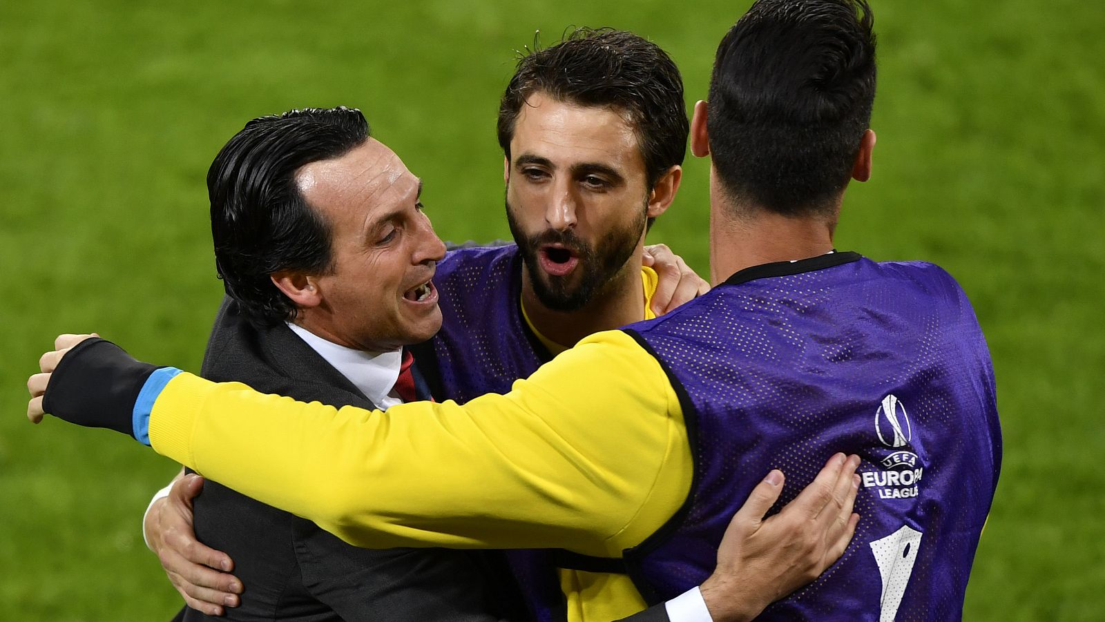 El técnico del Sevilla, Unai Emery, celebra un gol