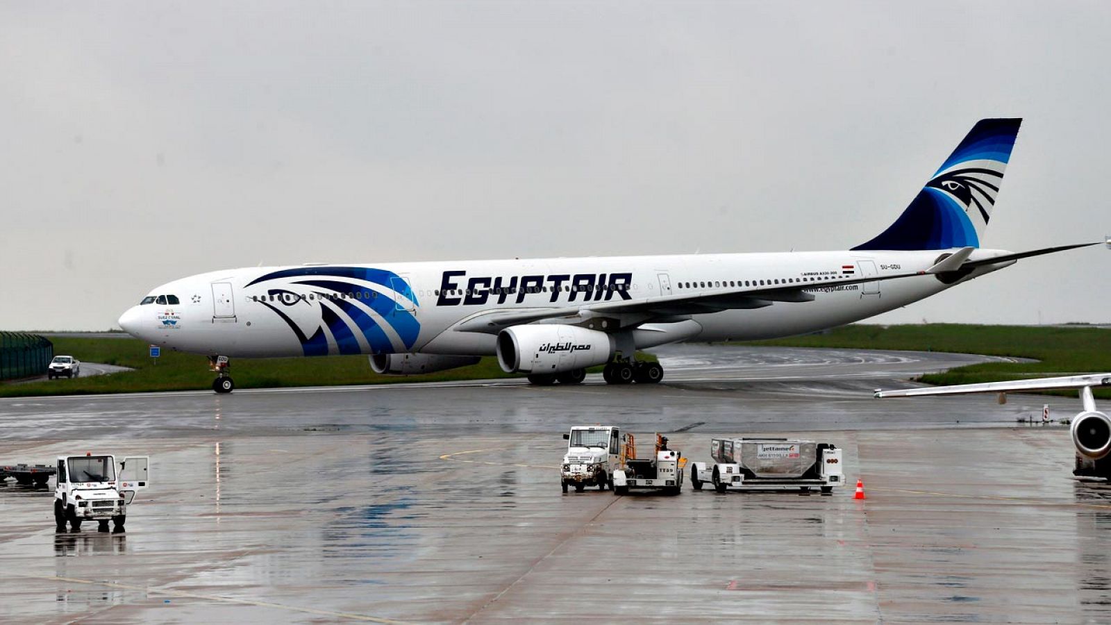 Un avión de EgyptAir similar al siniestrado en el aeropuerto Charles de Gaulle de París