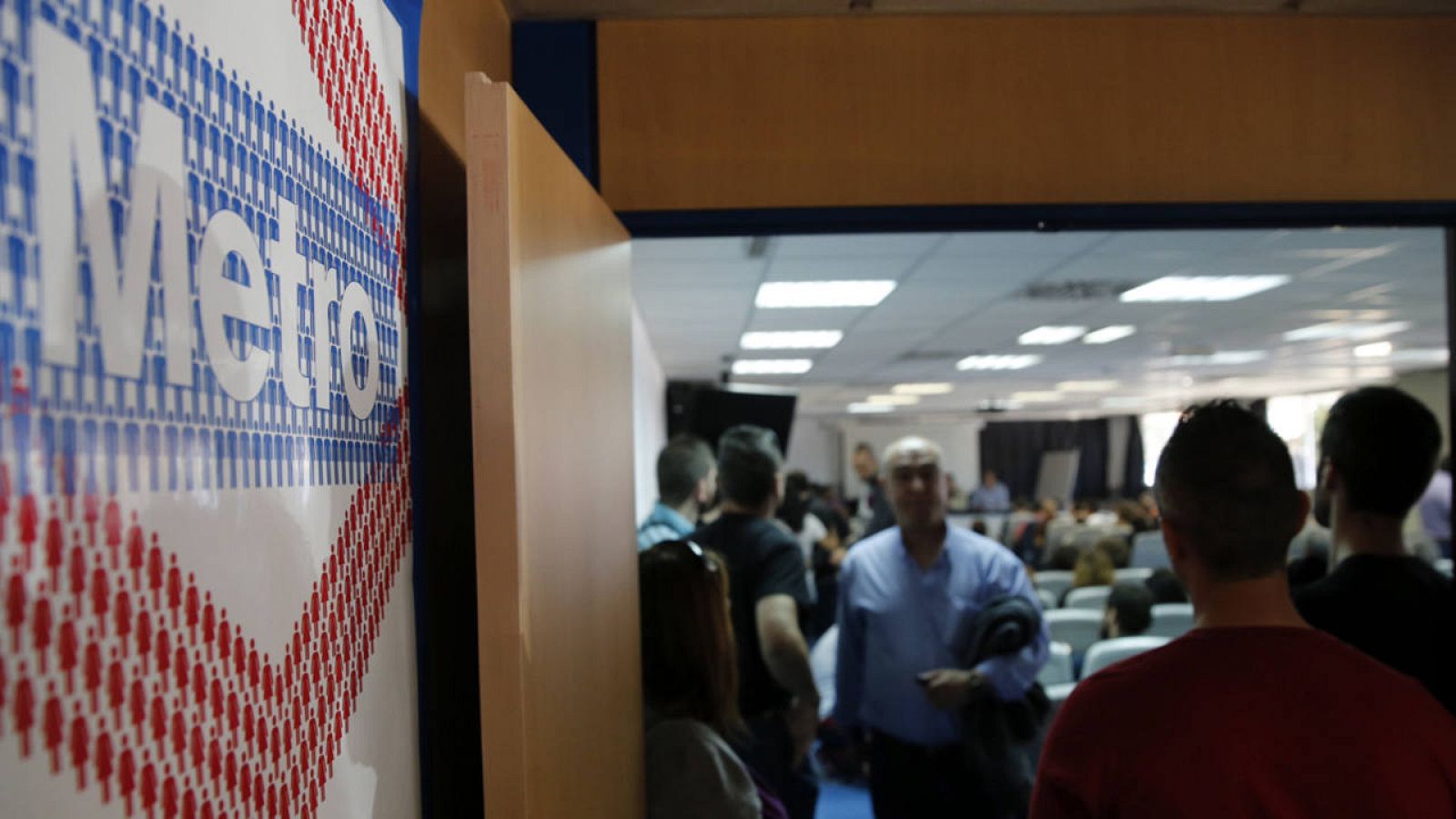 Los trabajadores de Metro de Madrid han votado de forma casi unánime a favor de la huelga