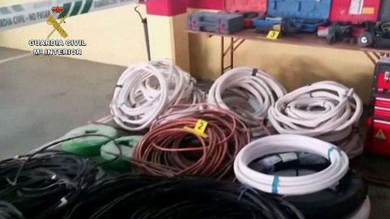 Imagen facilitada por la Guardia Civil del material incautado en una operación por robos en polígonos
