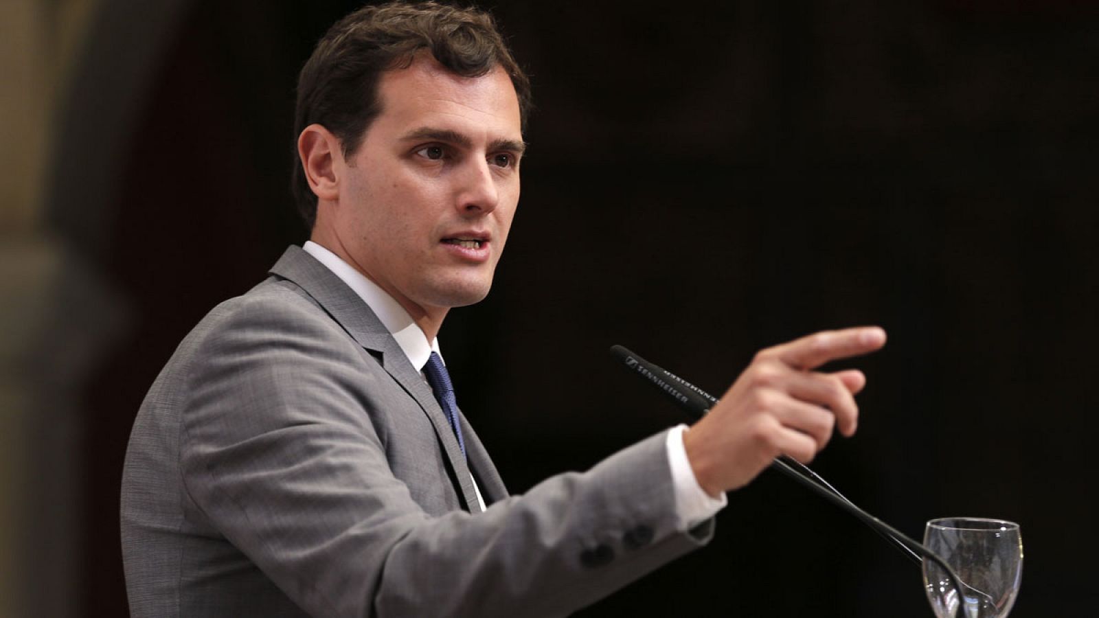 El presidente de Ciudadanos y candidato a la Presidencia del Gobierno Albert Rivera interviene en un desayuno informativo organizado por Europa Press