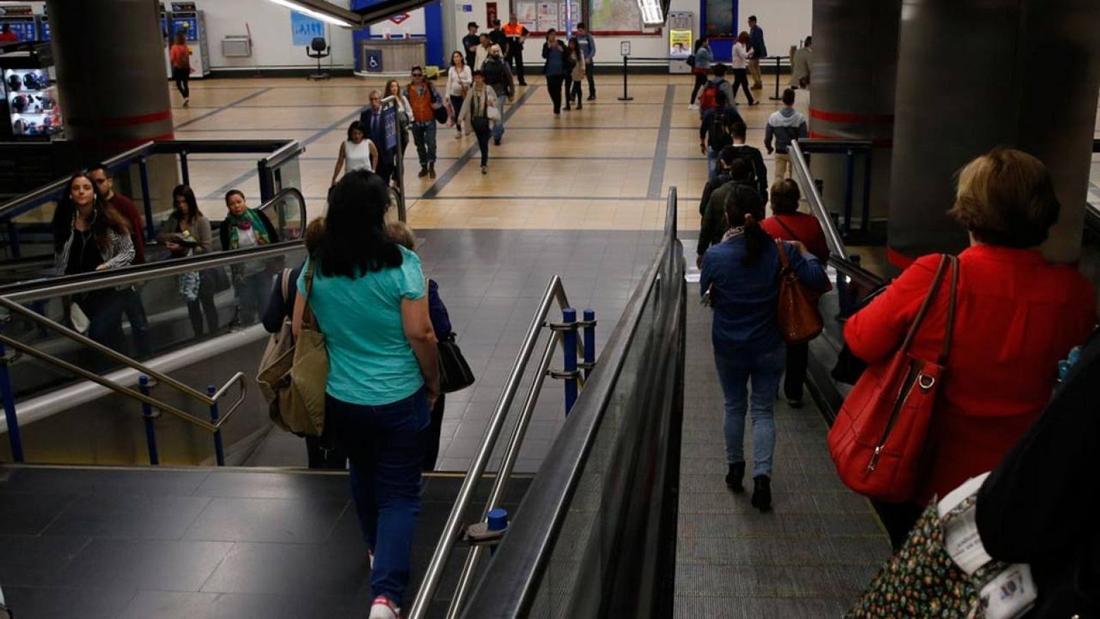 Imagen del metro de Madrid en la estación de Chamartín