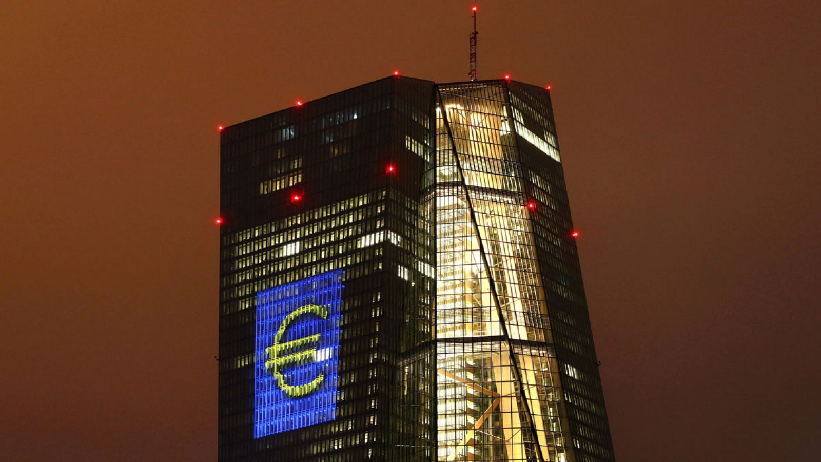 Iluminación nocturna de la sede central del BCE