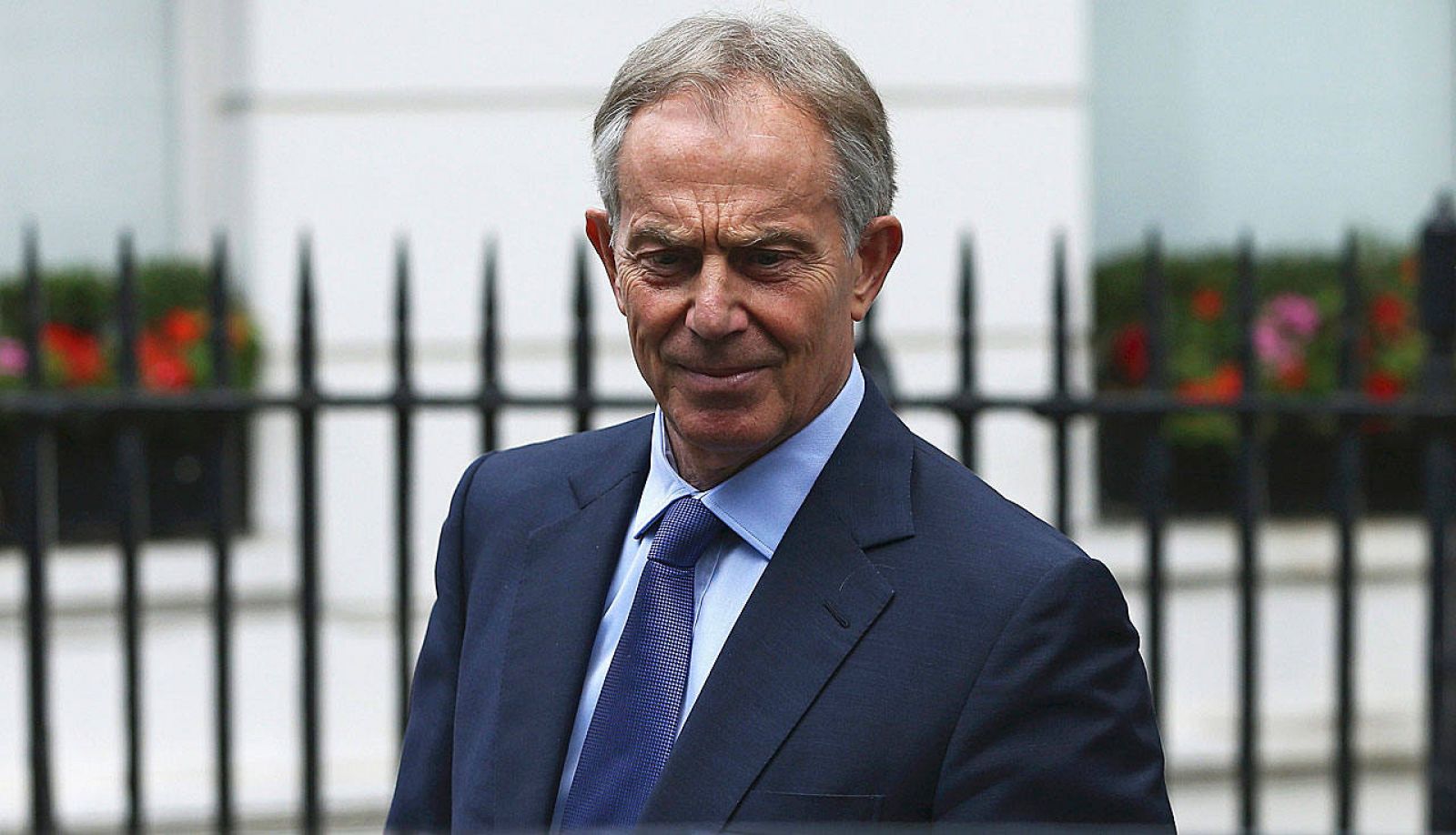  El ex primer ministro británico Tony Blair ha afirmado que tomó la decisión de invadir Irak  de "buena fe" y para el "mejor interés" de su país.
