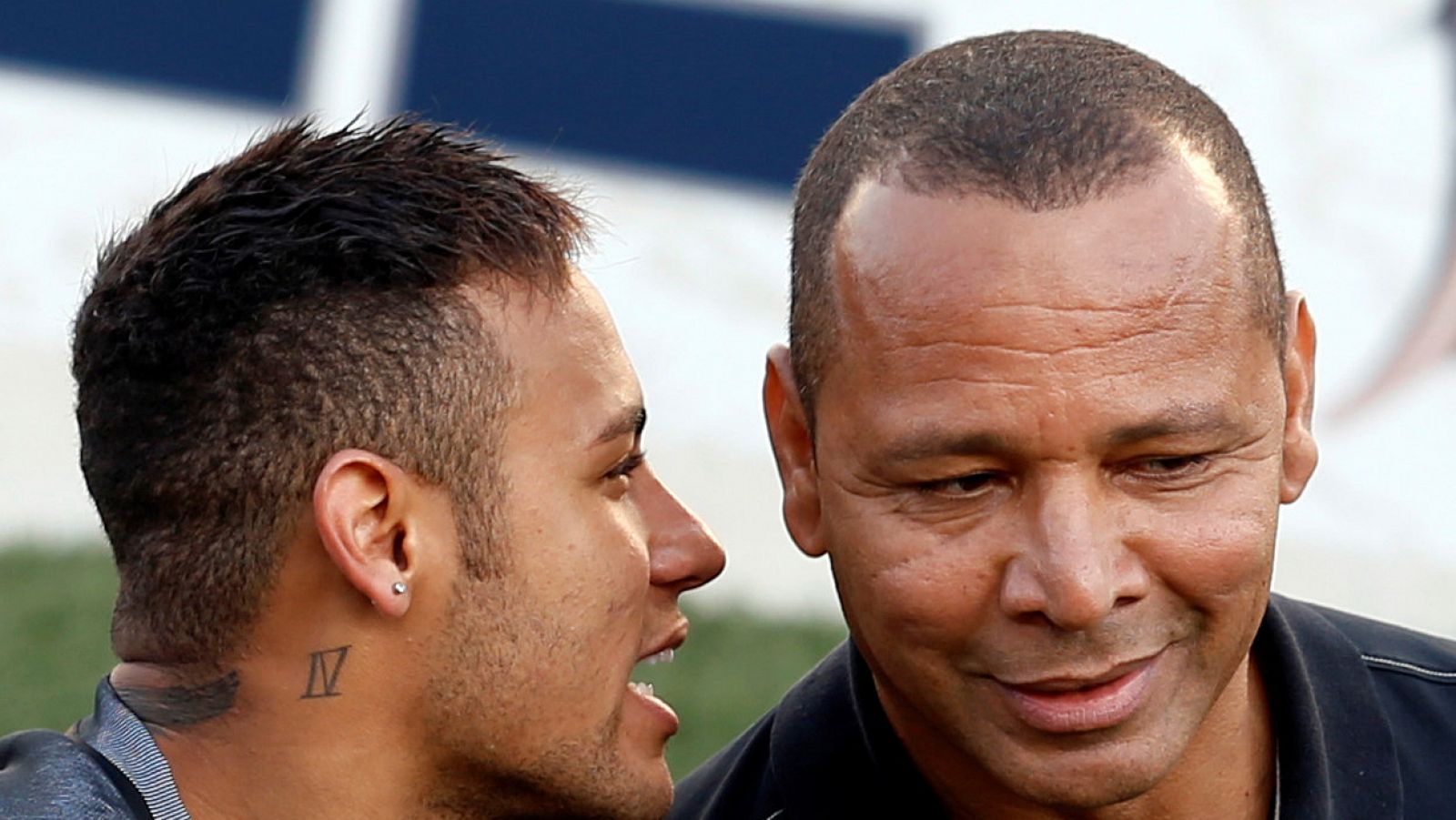 Neymar, con su padre