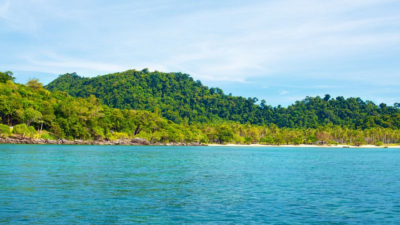 Costa de una de la islas Andamán, en India