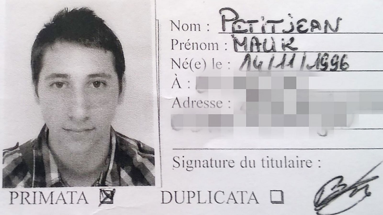 Imagen del carné de conducir de Abdel Malik Petitjean, de 19 años, identificado como el segundo terrorista de la iglesia de Saint-Etienne-du-Rouvray.