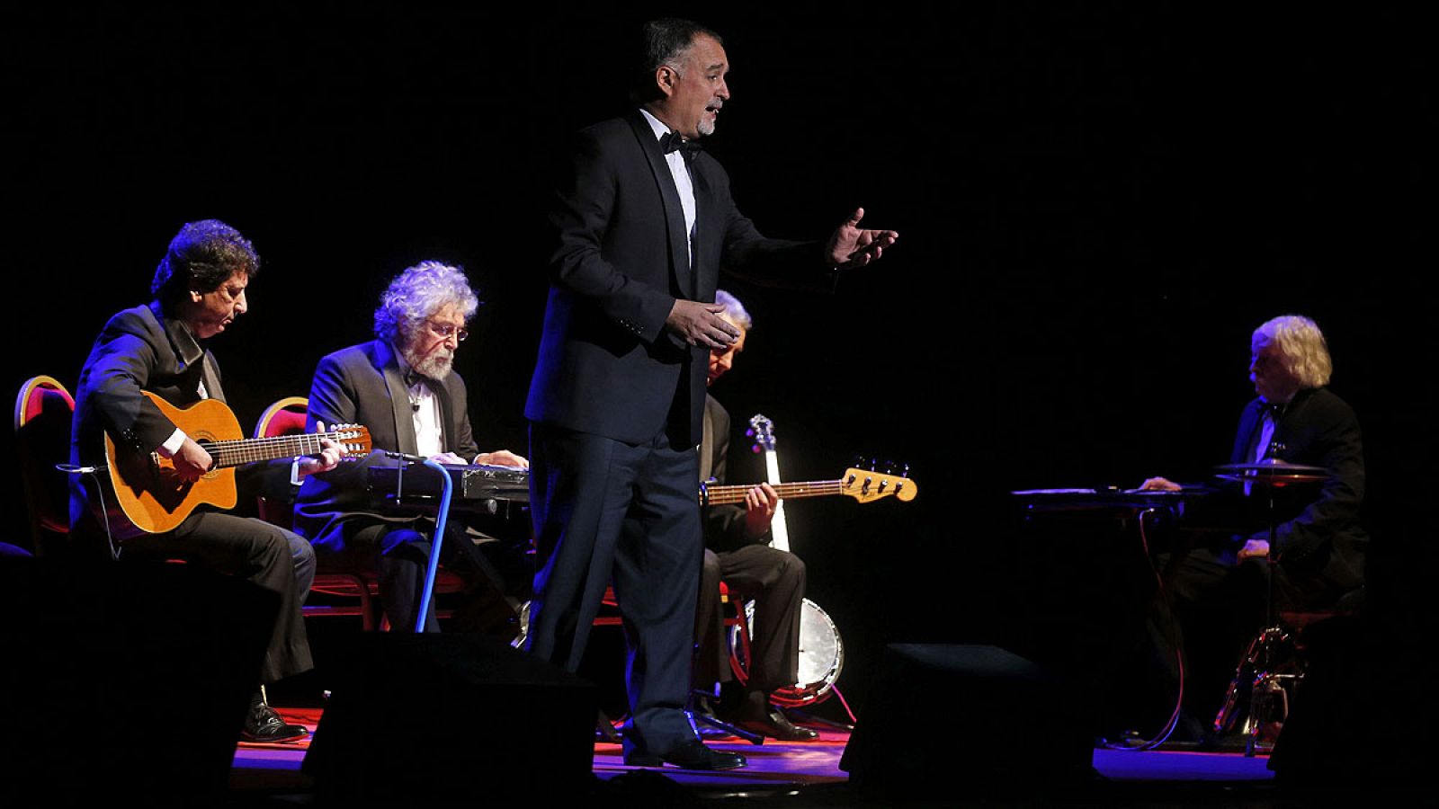 Les Luthiers, durante una actuación en Oviedo en 2015