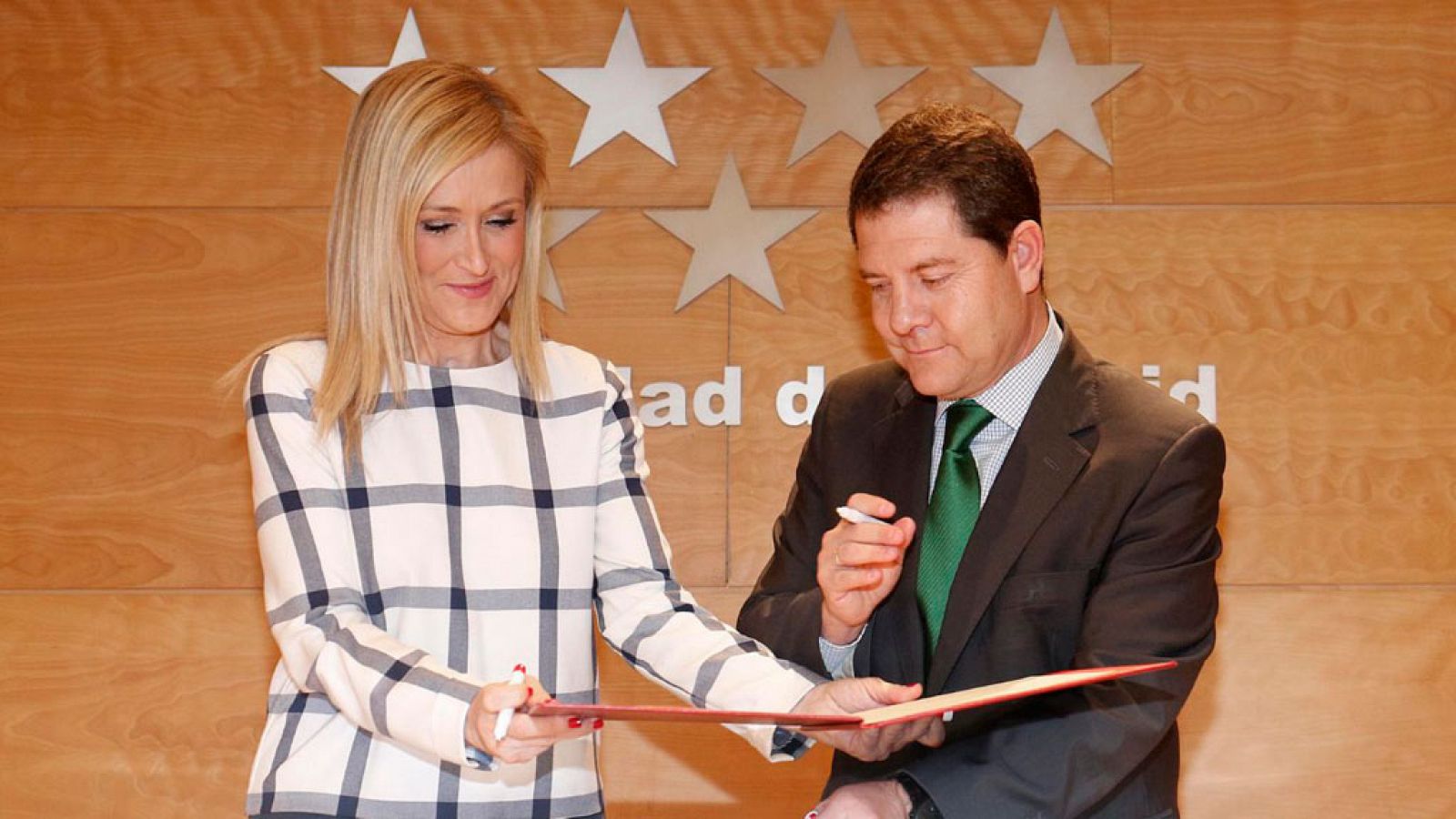 Informe Semanal - Cifuentes y García Page analizan el nuevo escenario político