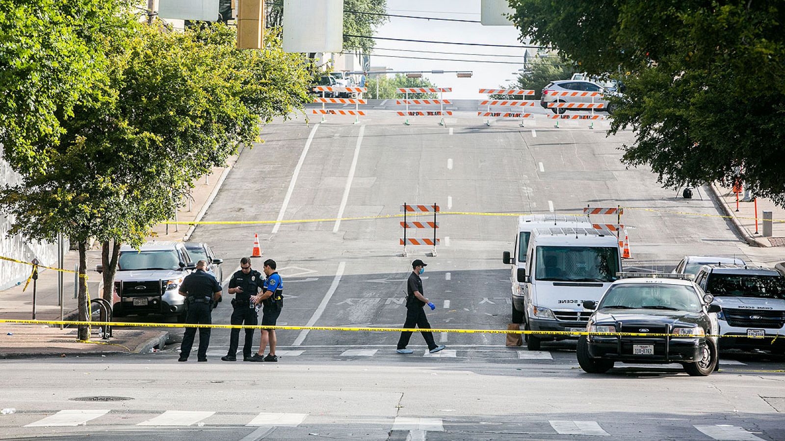 La Policía investiga el lugar del tiroteo en Austin