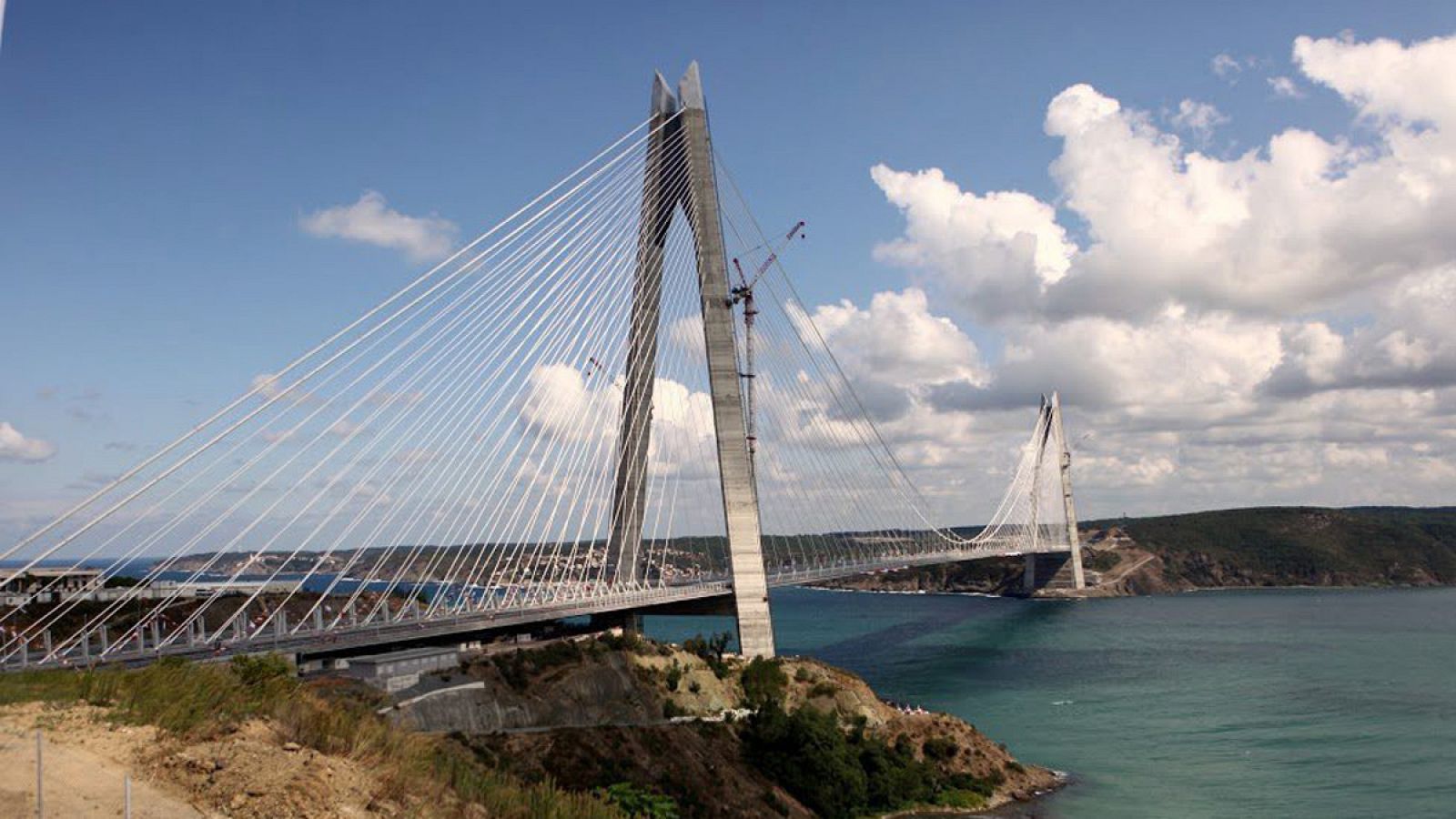 Vista del puente Yavuz Sultan Selim