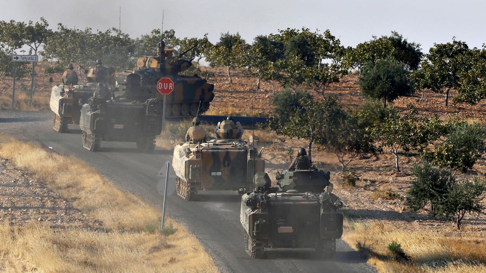 Tanques turcos en la fontera con Siria