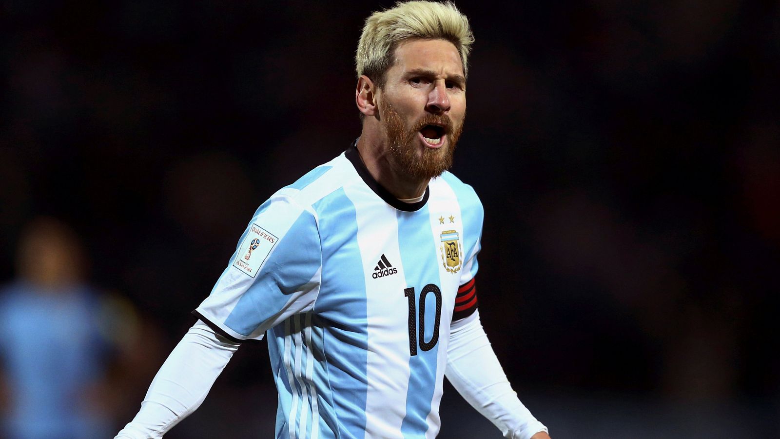Football Soccer - World Cup 2018 Qualifiers - Argentina v Uruguay