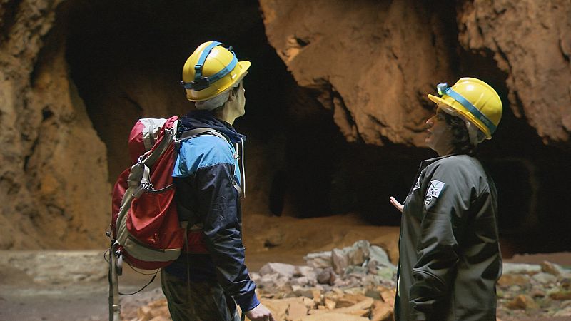 En la sala de columnas de la Mina de Jayona