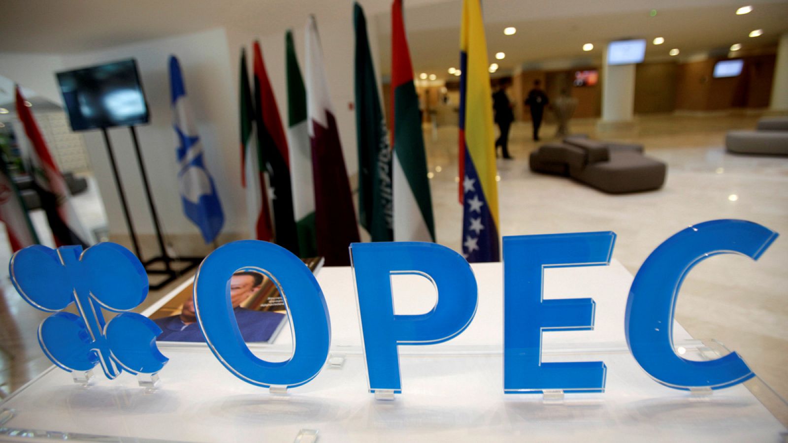 El logo de la OPEC en Argel