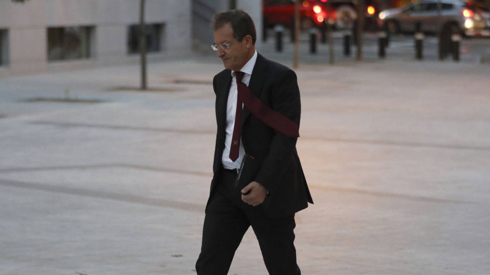 El presidente de Abengoa, Antonio Fornieles, llega a la Audiencia Nacional