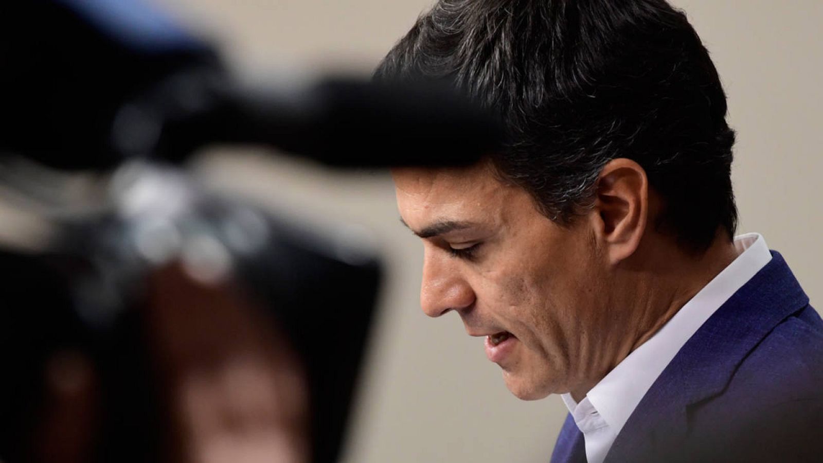 El exsecretario general del PSOE Pedro Sánchez renunció a su acta de diputado