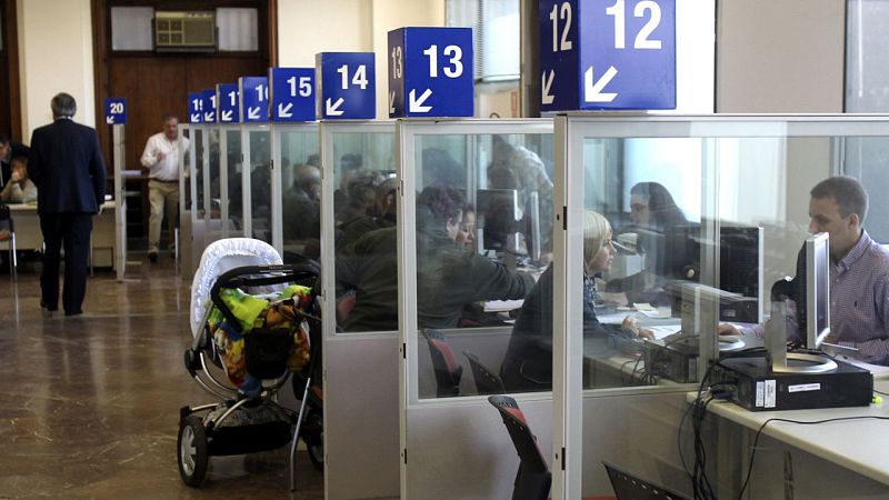 Imagen de archivo de una oficina en Asturias para hacer la declaración de la renta