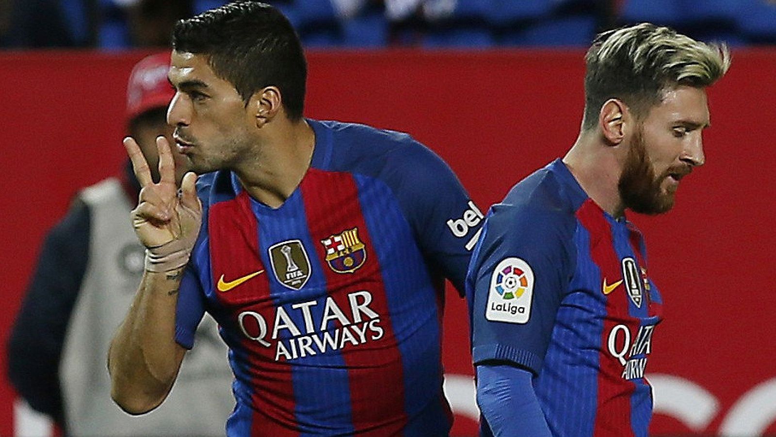 Luis Suárez y Messi, dos de las estrellas del Barcelona.