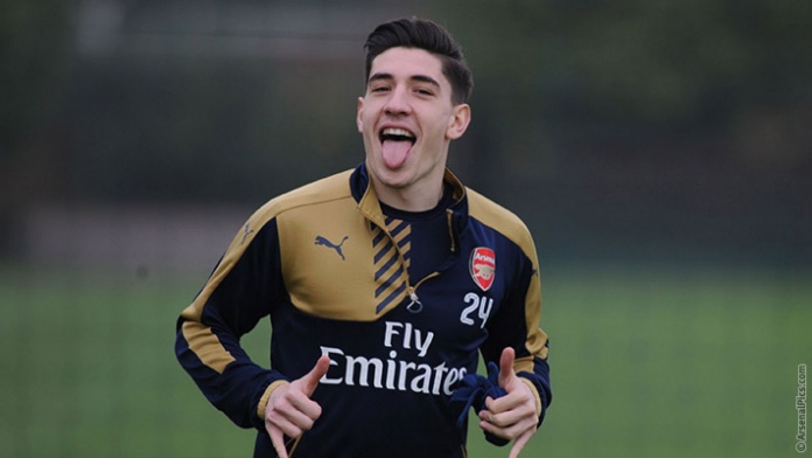 Bellerín seguirá siendo jugador de los 'gunners' las próximas seis campañas.