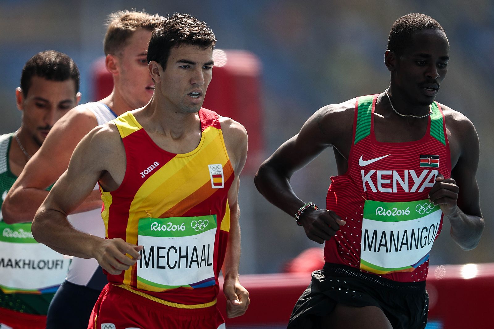 Imagen del español Adel Mechaal (i) durante los Juegos Olímpicos de Río 2016.