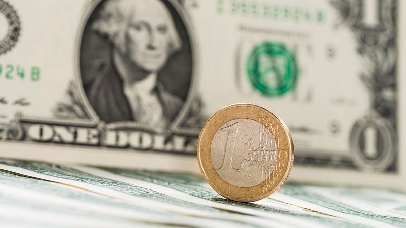 El euro toca máximos frente al dólar