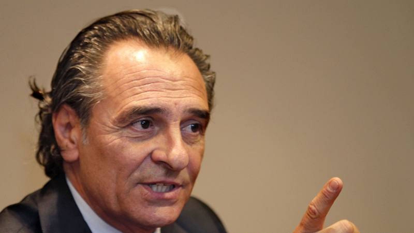 Prandelli: " Me sentí deslegitimado por los propietarios del Valencia"