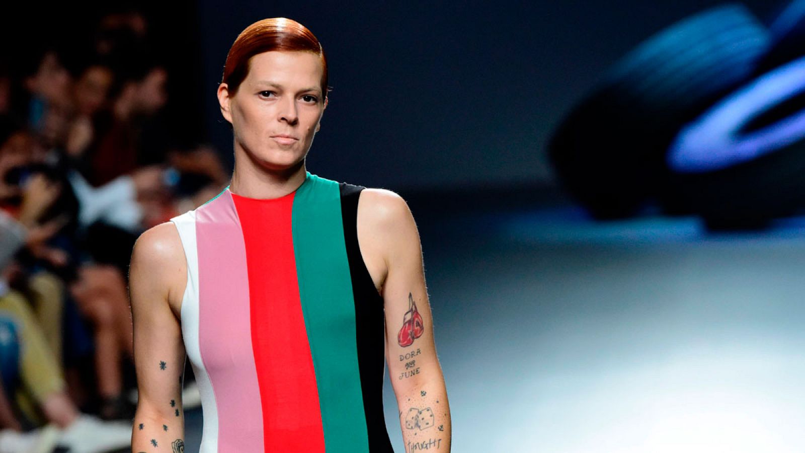 Bimba Bosé posa con un vestido de la colección primavera verano 2016 de David Delfín en la Madrid Fashion Week