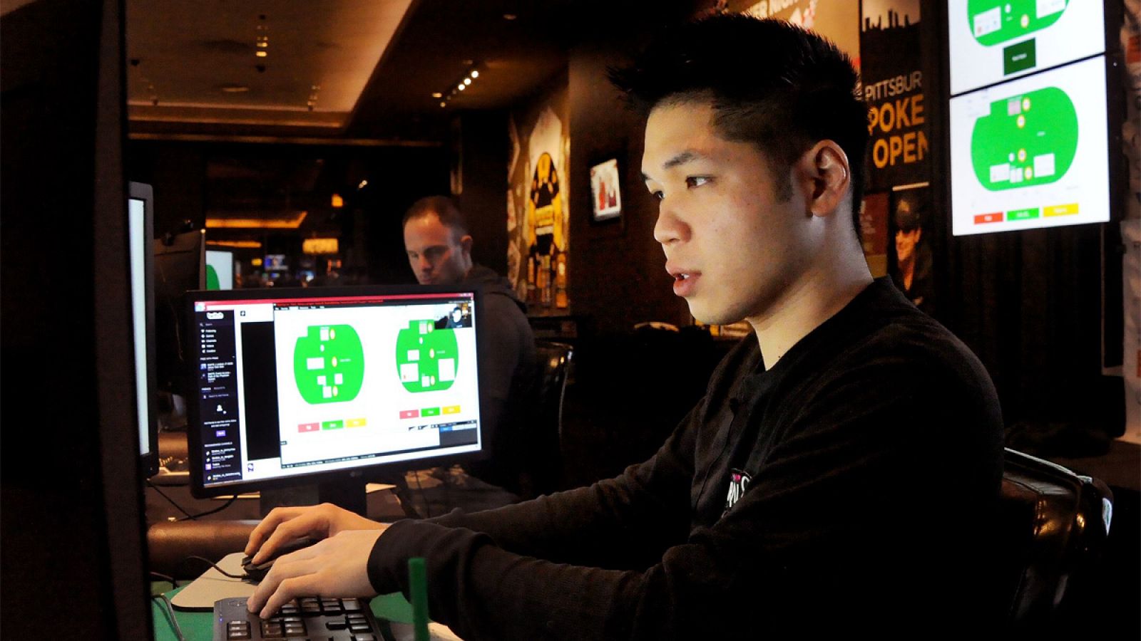 Imagen de Jimmy Chou -uno de los cuatro jugadores profesionales-. en una de las manos contra Libratus.
