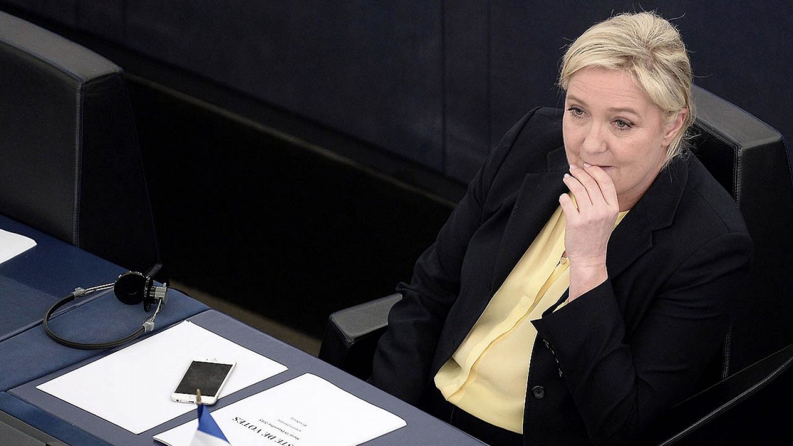 Imagen de archivo (diciembre de 2015) de la eurodiputada y líder ultraderechista Marine Le Pen, en la Eurocámara