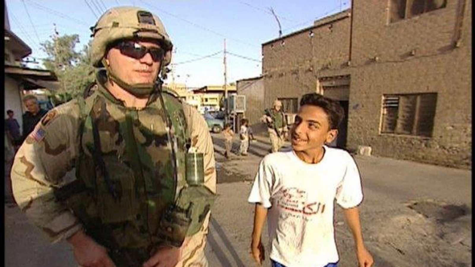 El estadounidense Paul Rieckhoff durante una patrulla en Irak, cuando era militar en activo