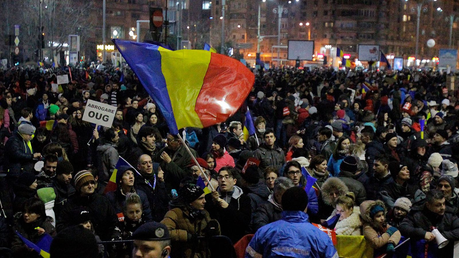 Protestas en Bucarest, Rumanía, por el polémico decreto que despenaliza la corrupción