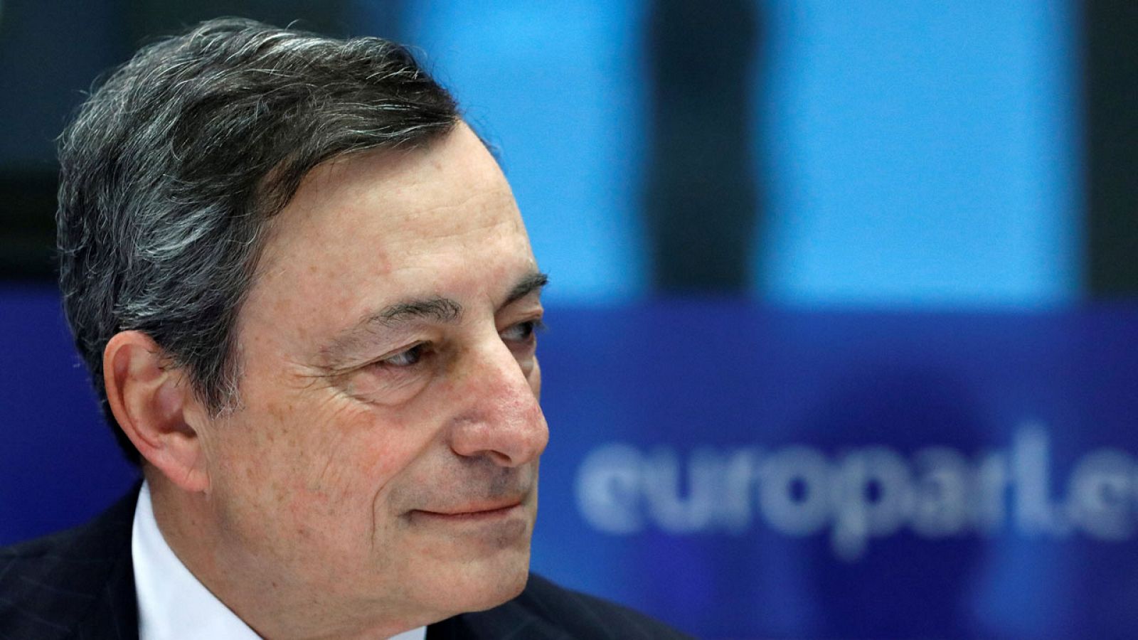 El presidente del Banco Central Europeo, Mario Draghi, en el Parlamento de la UE